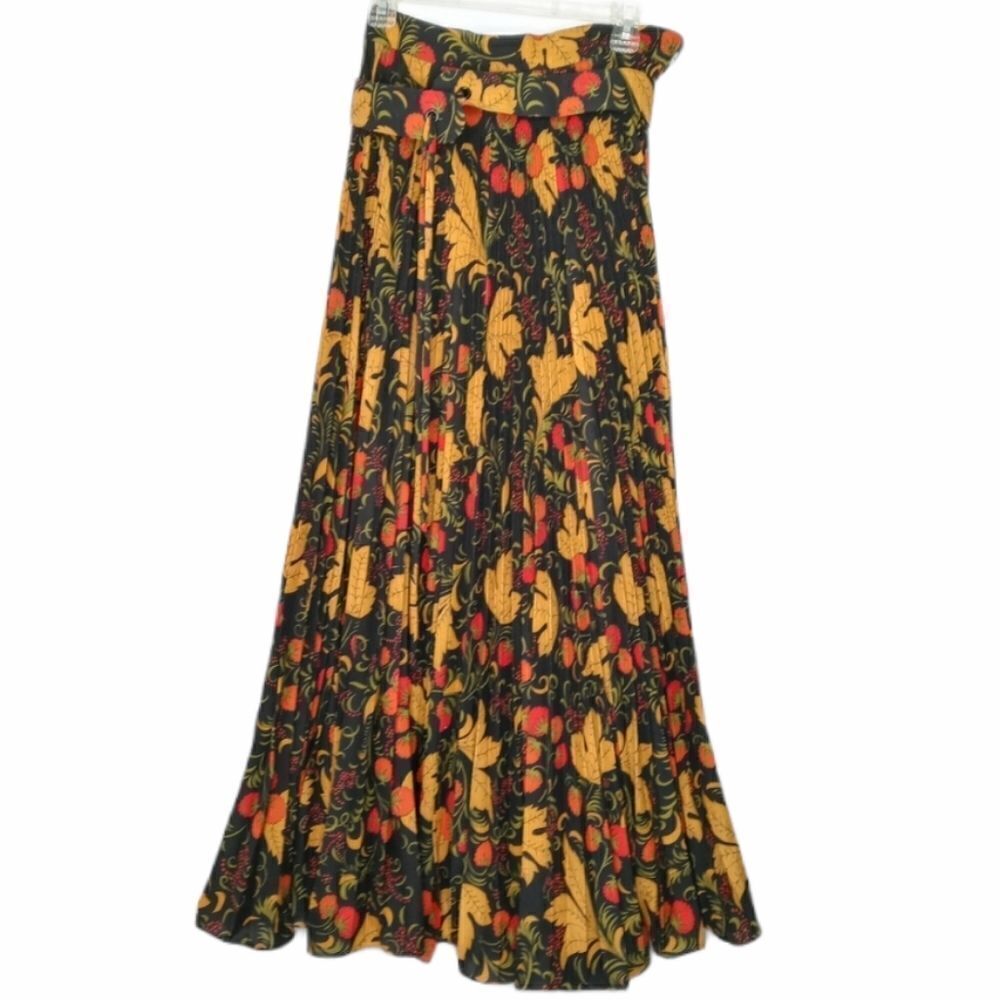 Elissa of California fall leaf print pleated skirt